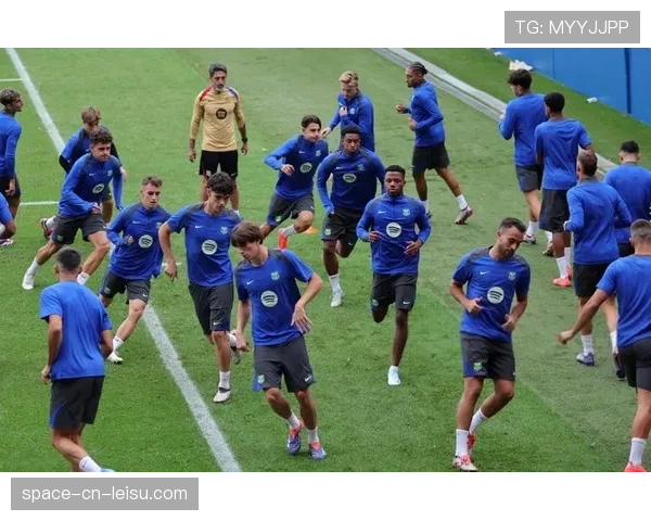 欧足联宣布就欧冠比赛中极端球迷的歧视行为展开调查